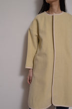 画像をギャラリービューアに読み込む, WOOL MOSSA FLAPS COAT/YELLOW_02