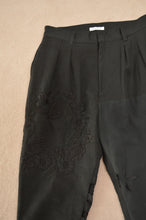 Load image into Gallery viewer, BLK TABLE CLOTH TAPERED PT (standard)