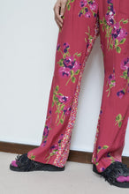 画像をギャラリービューアに読み込む, FLARED FLORAL PT 01 / ASS_B