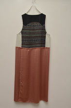 Load image into Gallery viewer, 代官山 蔦屋書店出品中/KNIT TANK OP / TERRACO_00