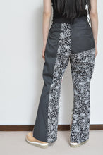 画像をギャラリービューアに読み込む, FLARED FLORAL PT 01 / ASS_A