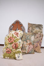 画像をギャラリービューアに読み込む, RUG CUSHION(M) / 002