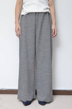 画像をギャラリービューアに読み込む, HORIZONTAL STRIPE WIDE FLARE PT/02 size

