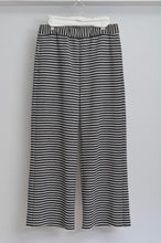 画像をギャラリービューアに読み込む, HORIZONTAL STRIPE WIDE FLARE PT/01 size
