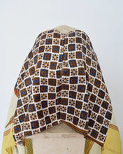Load image into Gallery viewer, DROOPY SCARF CAP / BEIGE

