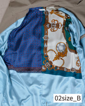 Load image into Gallery viewer, Flower charm pea coat / peach skin
