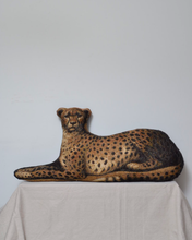 画像をギャラリービューアに読み込む, RUG CUSHION_CHEETAH
