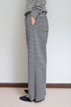 画像をギャラリービューアに読み込む, HORIZONTAL STRIPE WIDE FLARE PT/01 size

