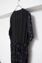 Load image into Gallery viewer, SHORT SLEEVE JUMP SUIT / FLORAL / 00 size_B
