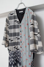 Load image into Gallery viewer, SHORT SLEEVE JUMP SUIT / FLORAL / 00 size_C
