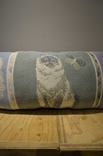 画像をギャラリービューアに読み込む, RUG CUSHION_BLUE CAT
