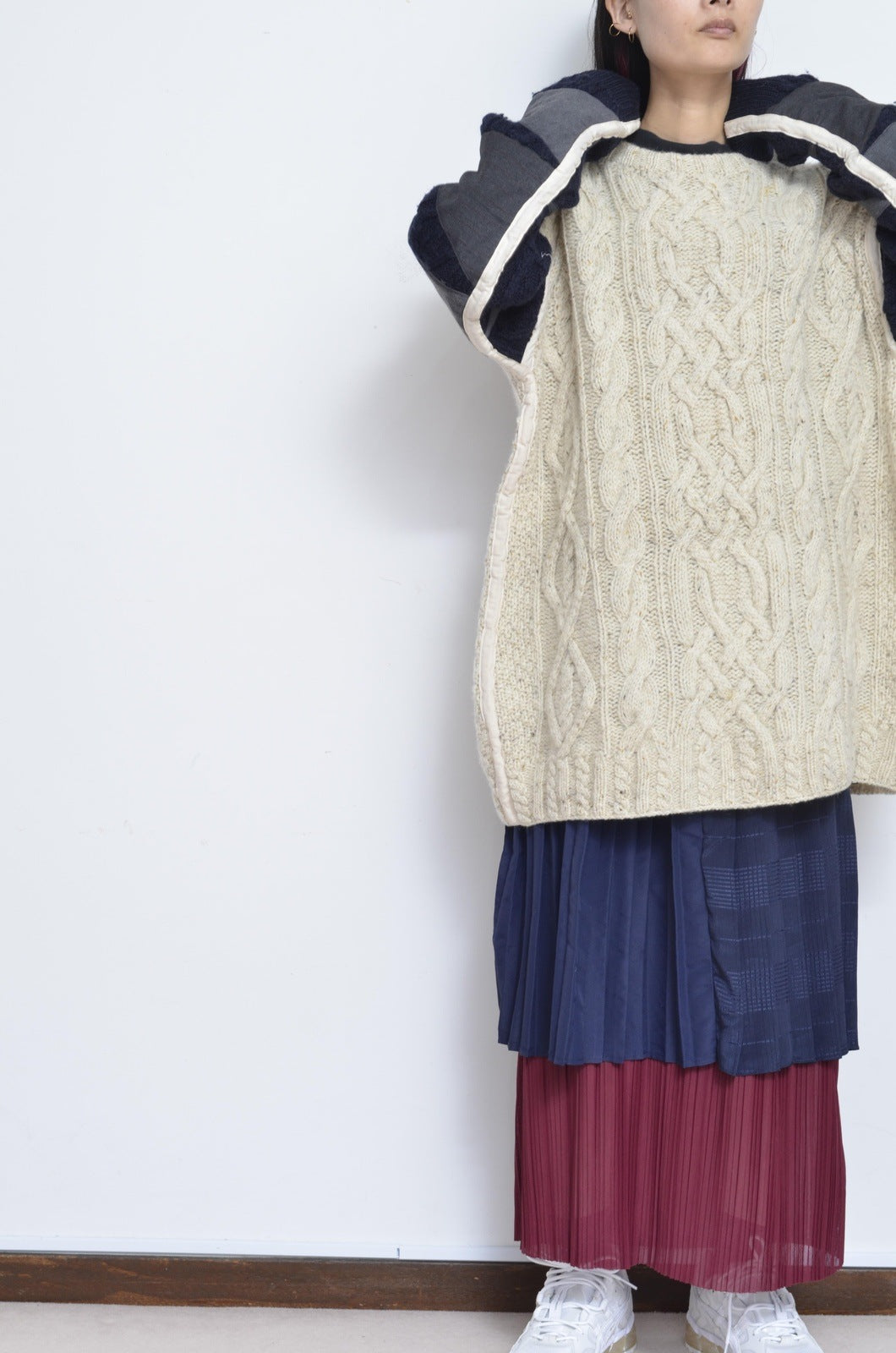 SWITCH KNIT P/O / OFF WHT_02