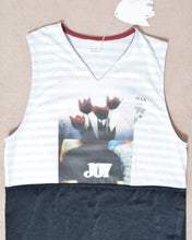Load image into Gallery viewer, V-NECK T OP / JOY / 01 size
