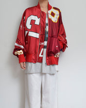 Load image into Gallery viewer, CUT UP MA-1 / FOOTBALL T / RED / 01 size
