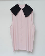 画像をギャラリービューアに読み込む, PLEATED COLLAR SLEEVELESS SHIRT_G

