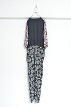 Load image into Gallery viewer, JUMPSUIT_FLORAL 01 / ASS_B
