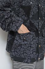 画像をギャラリービューアに読み込む, FLOWER LACE QUILTED WORK BLOUSON_BLACK
