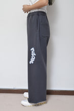 Load image into Gallery viewer, BACK PILE WIDE FLARE PT_fab-graff_BLK_01size
