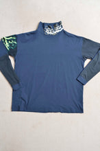 Load image into Gallery viewer, PATCH HI NECK T 02_NAVY / SLACK
