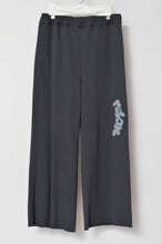 Load image into Gallery viewer, BACK PILE WIDE FLARE PT_fab-graff_BLK_01size
