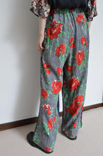Load image into Gallery viewer, JUMPSUIT_FLORAL 01 / ASS_C
