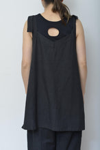 画像をギャラリービューアに読み込む, V-NECK TANK_LONG_LINEN 00/BLACK
