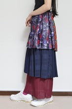 Load image into Gallery viewer, PLEATED SKIRT 01 / B
