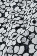 Load image into Gallery viewer, FLOWER LACE CONVINI-BAG_fab-graff/WHT
