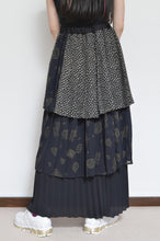 Load image into Gallery viewer, PLEATED SKIRT 01 / C
