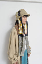 Load image into Gallery viewer, SCARF DROOPY CAP BAGUETTE HAT / BEG
