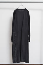 Load image into Gallery viewer, PLEATS OP_PRINT L/ST (02_BLK/PARASOL)
