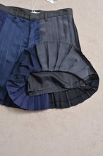 Load image into Gallery viewer, PLEATS SHORT PT 01/DARK
