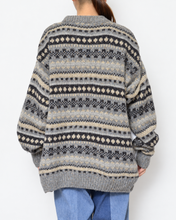 Load image into Gallery viewer, Sweat × knit switch pullover_C
