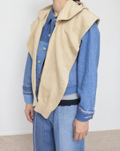 画像をギャラリービューアに読み込む, Knit hood wrap_B
