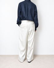 画像をギャラリービューアに読み込む, [27SS 予約アイテム] Tencel Wide Tuck Pants
