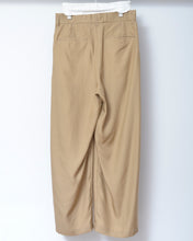 画像をギャラリービューアに読み込む, [27SS 予約アイテム] Tencel Wide Tuck Pants
