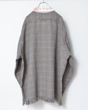 Load image into Gallery viewer, Table Cloth Collar Check Fringe Shirt

