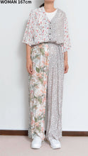 Load image into Gallery viewer, JUMPSUIT_FLORAL 02 / ASS_A
