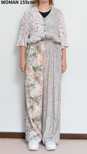 Load image into Gallery viewer, JUMPSUIT_FLORAL 02 / ASS_A
