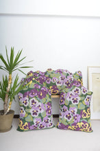 Load image into Gallery viewer, RUG CUSHION (PANSY) / A
