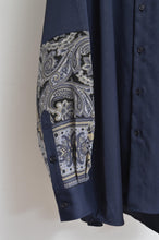 画像をギャラリービューアに読み込む, SILKY TWILL SHIRTS(PRINT) NAVY/02
