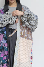 Load image into Gallery viewer, ROBE TRENCH COAT_FLORAL (02/here bespoke)_B
