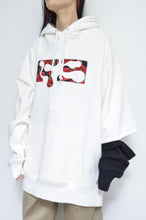 画像をギャラリービューアに読み込む, SLIT SLEEVE HOODIE (EMBROIDERY) / WHT/02_RE
