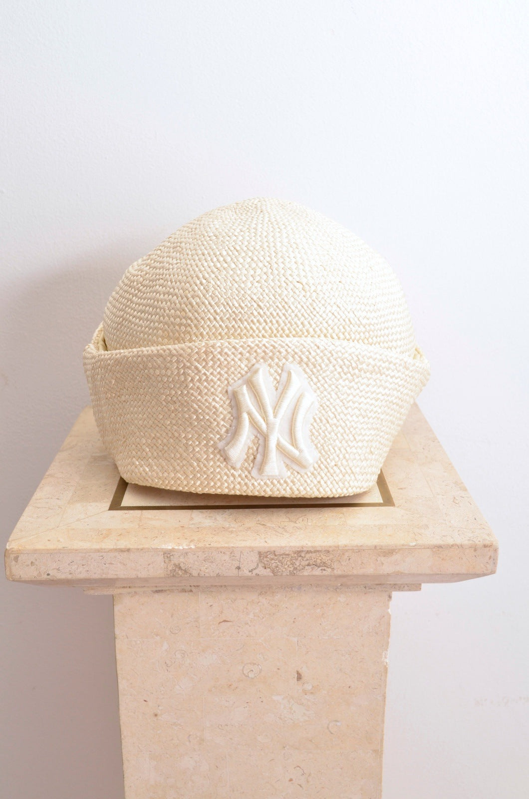 SWITCHING STRAW BEANIE CAP