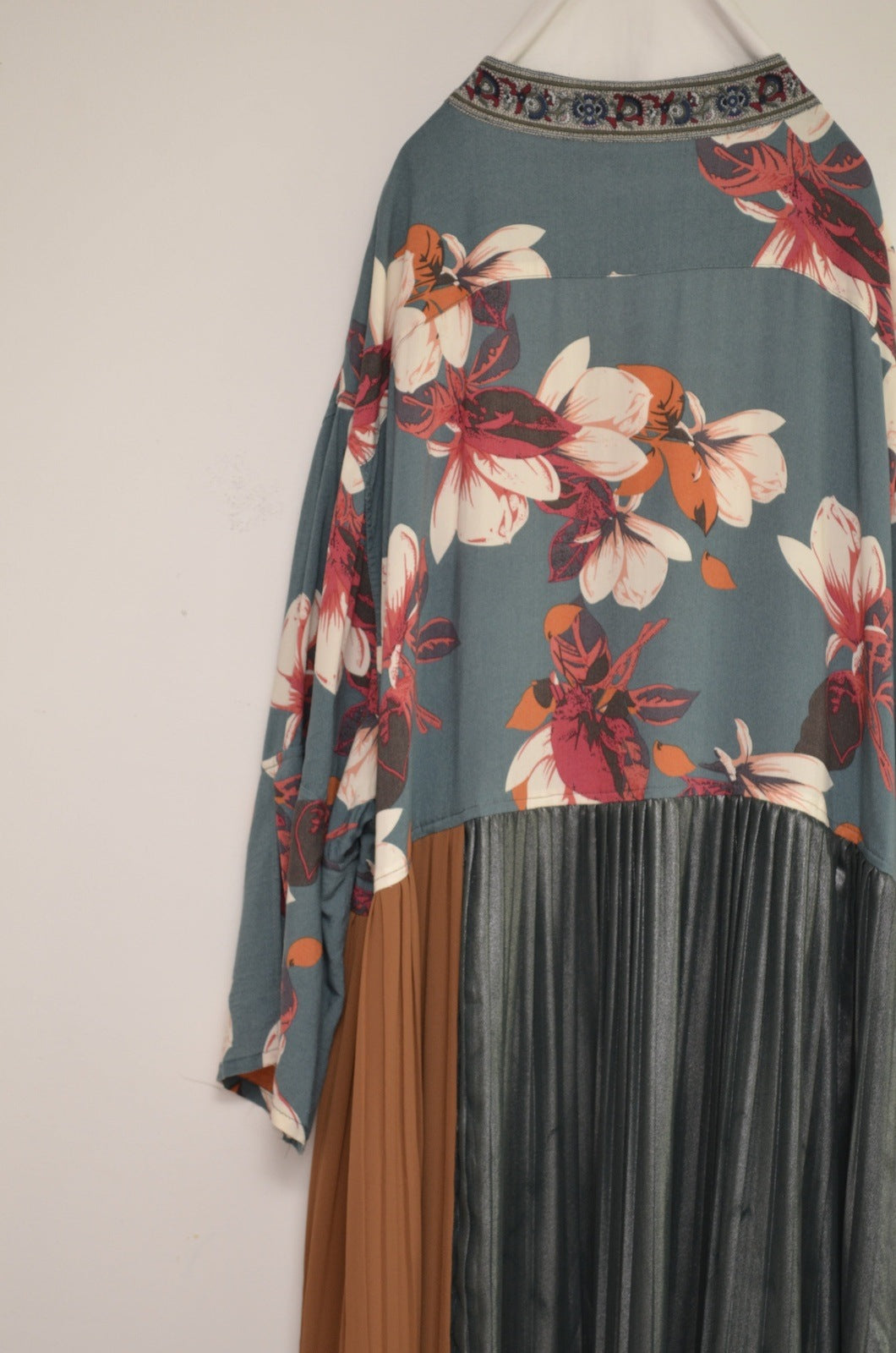 ALOHA SH ROBE_01 – here/YEAH RIGHT!!