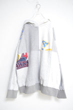Load image into Gallery viewer, SWITCHING HOODIE
