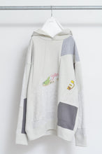 Load image into Gallery viewer, CUT AND CONNECTED BACKPILE HOODIE / GRAY
