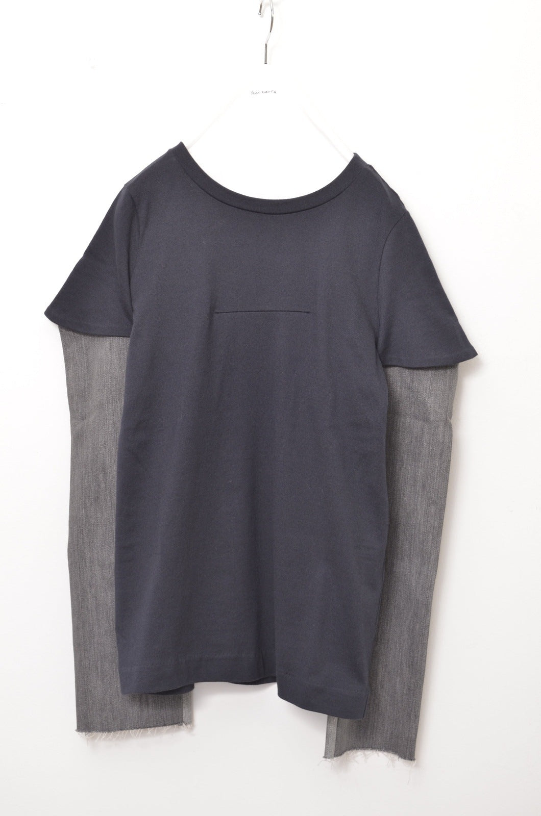 W SLEEVE T/NAV_01