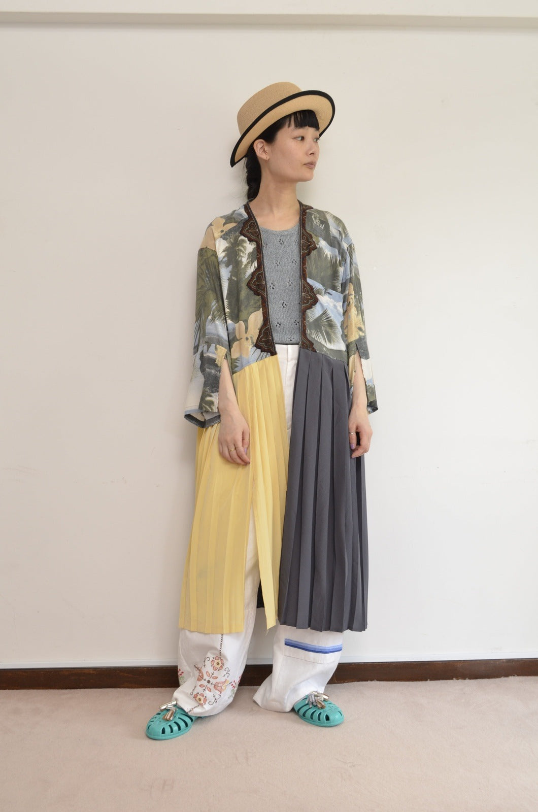 ALOHA SH ROBE_03 – here/YEAH RIGHT!!