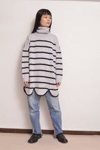Load image into Gallery viewer, RIPPLE WAVE HEM KNIT P/O w/NECK PARTS_BORDER
